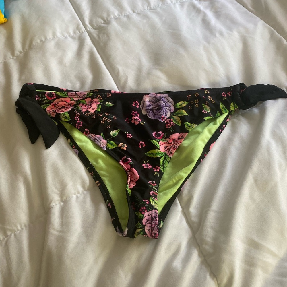 Endless sun bikini bottoms size x large multi colors with flowers